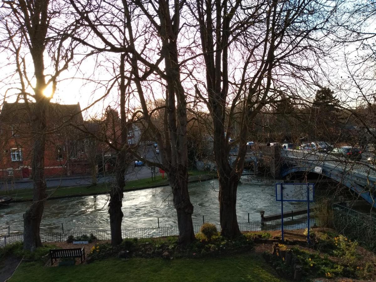 River Hotel Oxford Exteriör bild